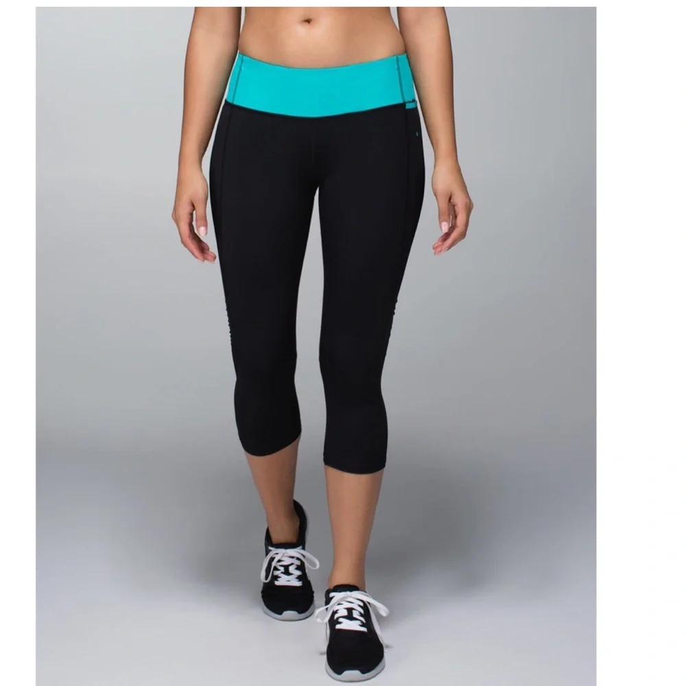 Lululemon Water Bound Crop